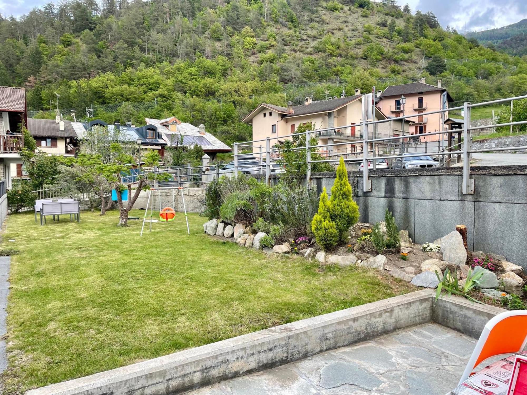Casa Kristel Cir Comunale N 14 Aosta Bagian luar foto