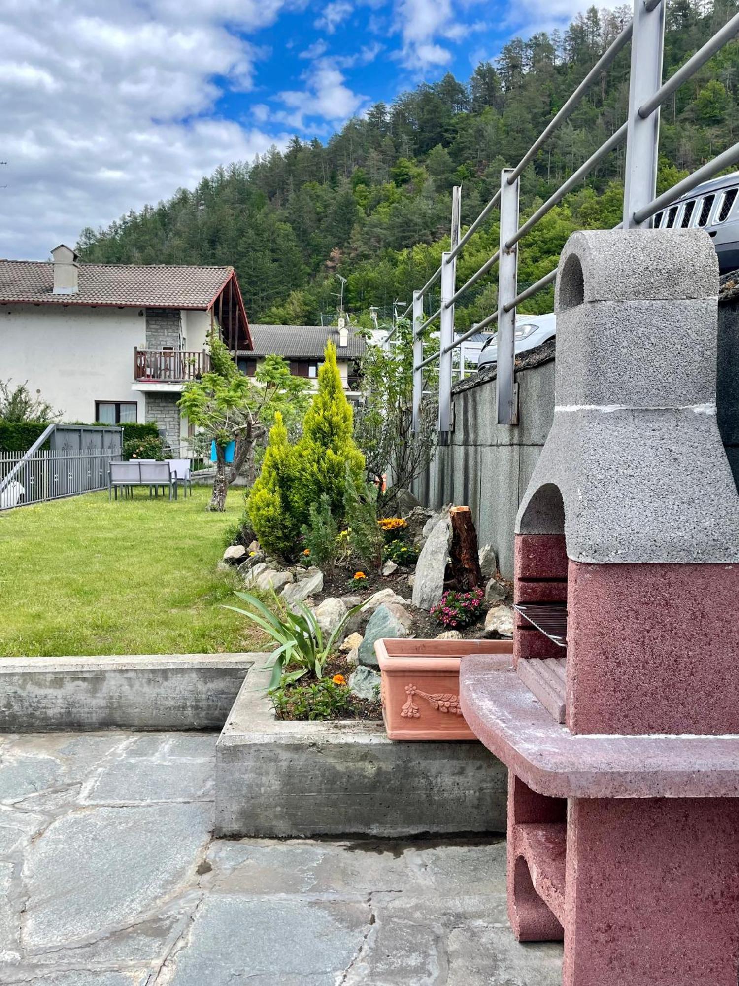 Casa Kristel Cir Comunale N 14 Aosta Bagian luar foto