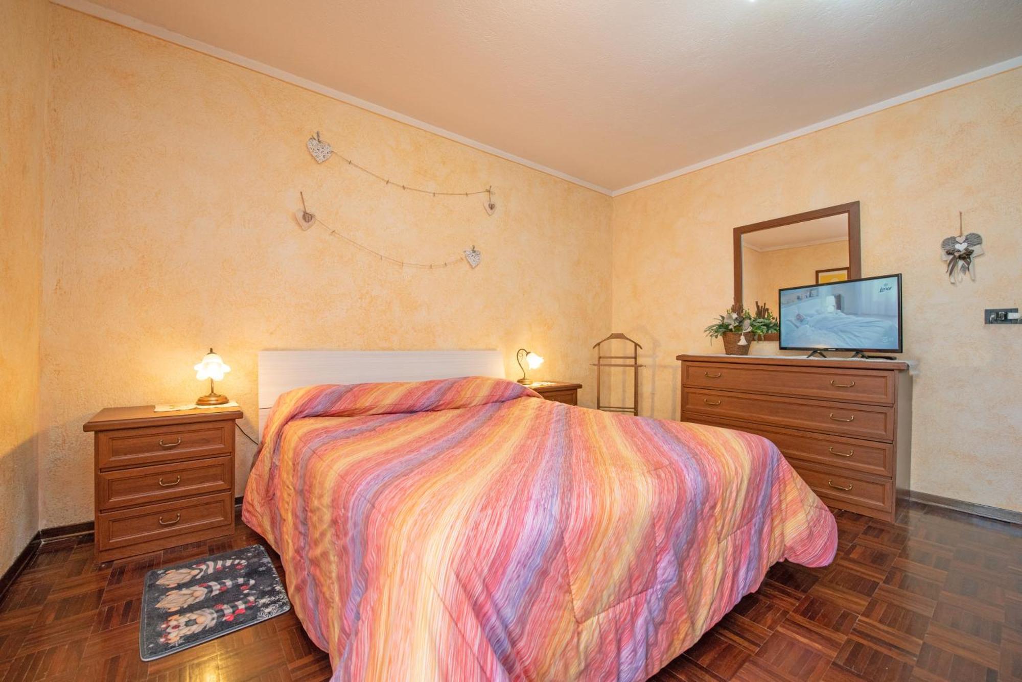 Casa Kristel Cir Comunale N 14 Aosta Bagian luar foto