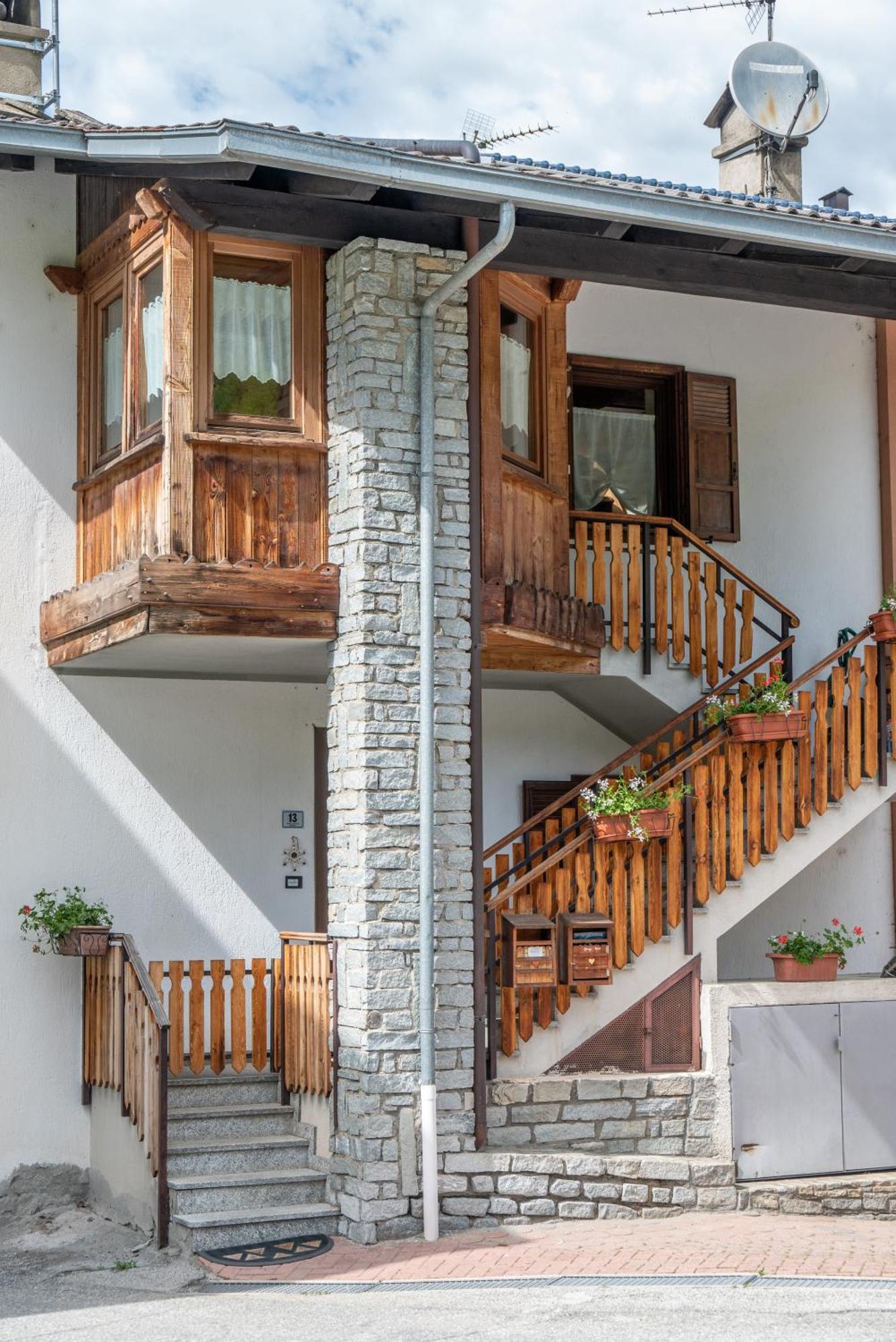 Casa Kristel Cir Comunale N 14 Aosta Bagian luar foto