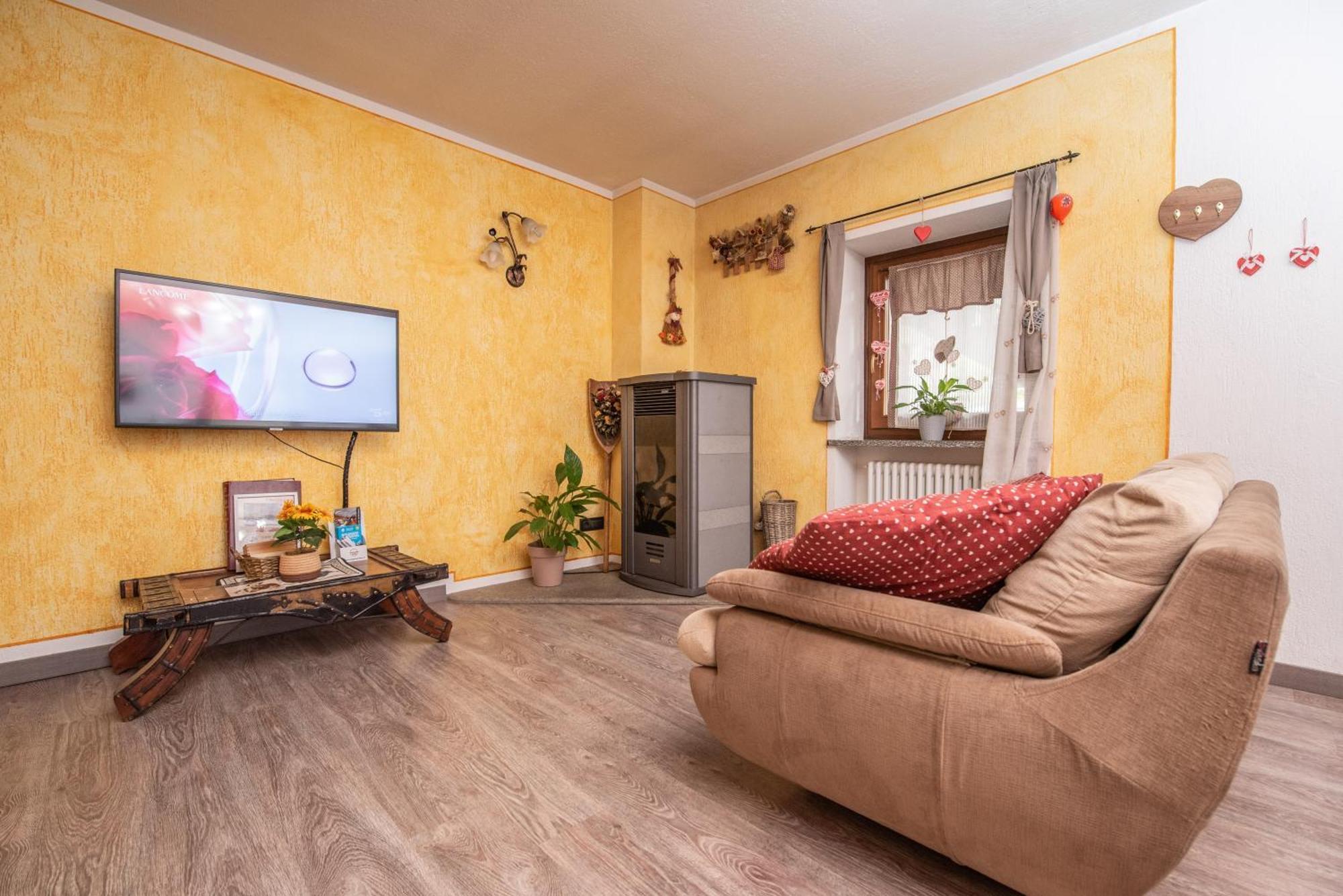 Casa Kristel Cir Comunale N 14 Aosta Bagian luar foto