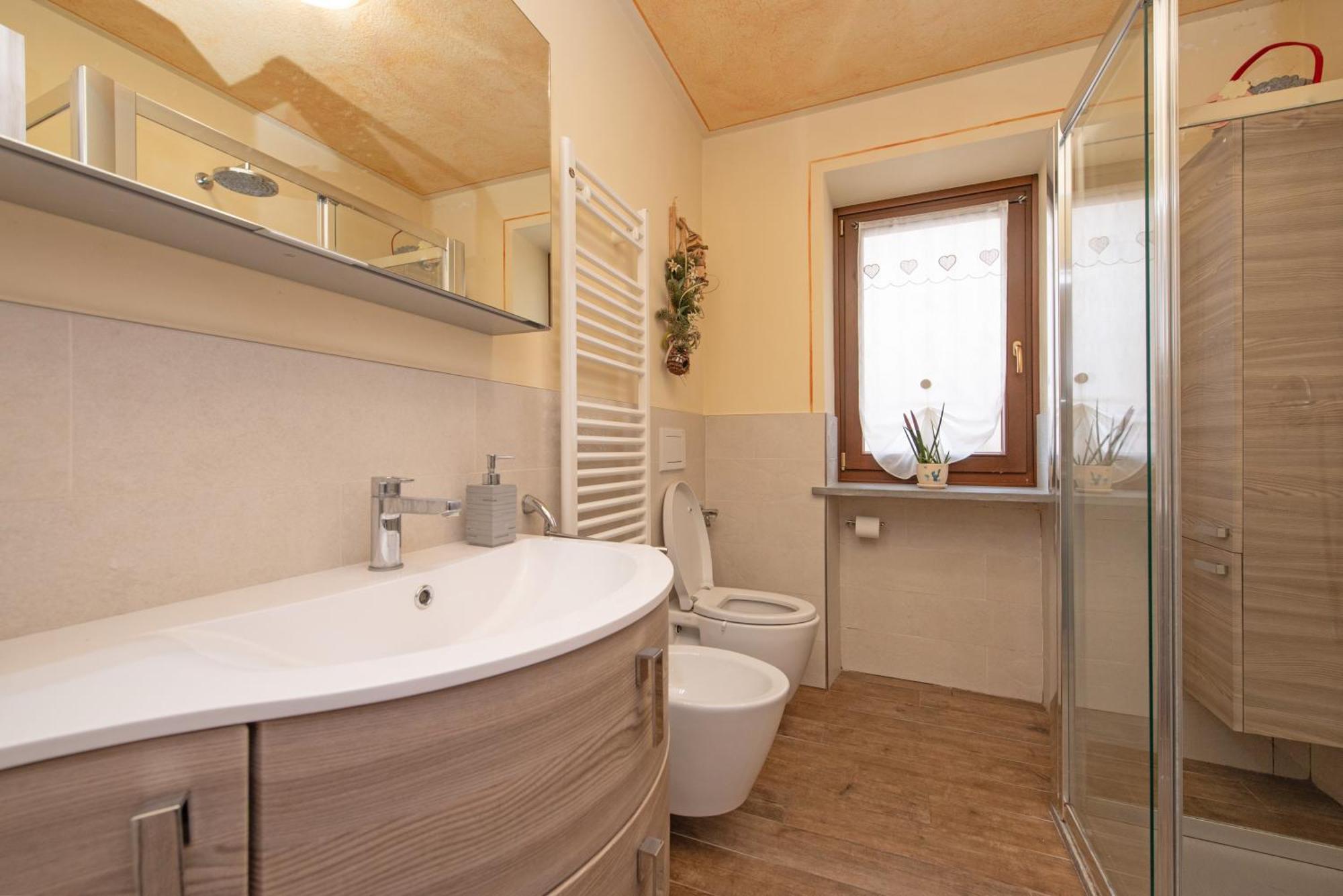 Casa Kristel Cir Comunale N 14 Aosta Bagian luar foto