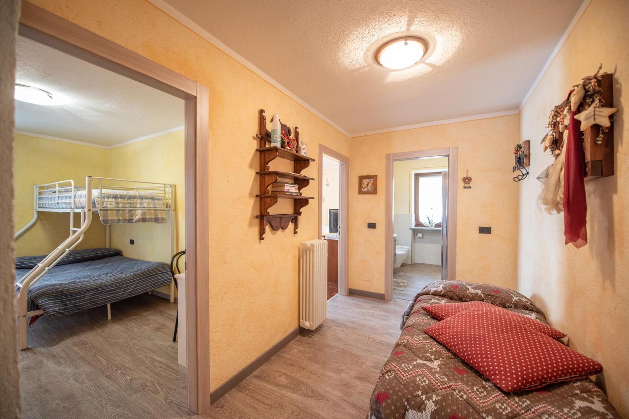 Casa Kristel Cir Comunale N 14 Aosta Bagian luar foto